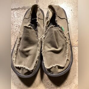 Sanuk Vagabond Big & Tall Slip On Shoes Brown SZ 9
U1